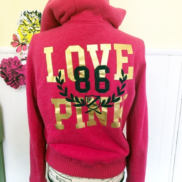 PINK Victoria's Secret Jackets & Blazers - Victoria Secret Pink winter jacket